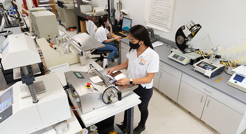 Students at Rochester Institute of Technology apply their knowledge in a lab at the school in 2021.